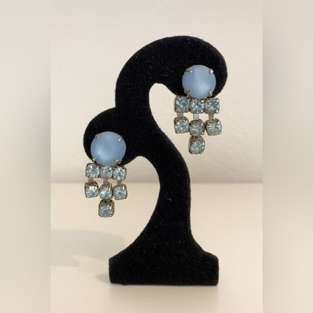 Vintage 90's Womens Blue Silver Tone Cluster Rhinestone Clip On Dangle‎ Earrings
